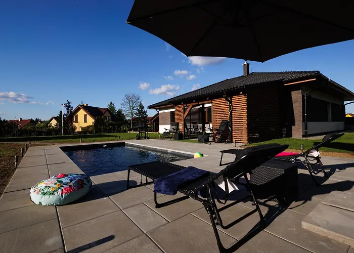 Dom wakacyjny Pool Mukarov *